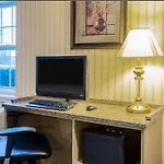Holiday Inn Express St. Albans By Ihg 