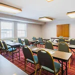 Holiday Inn Express St. Albans By Ihg 