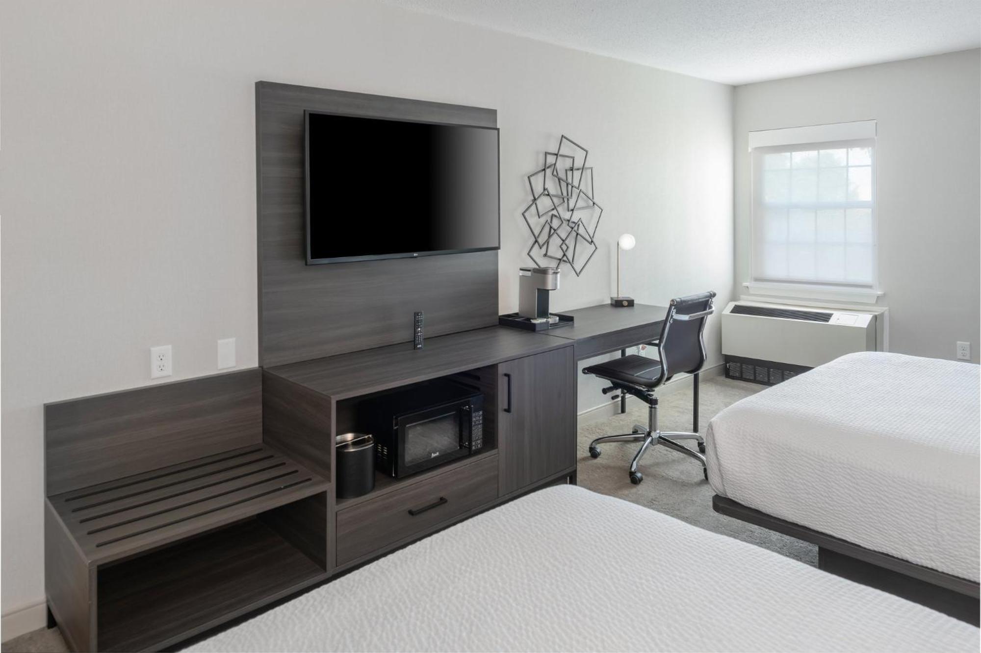 Express By Ihg Hotel